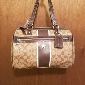 Nwt-Coach Rowan satchel handbag